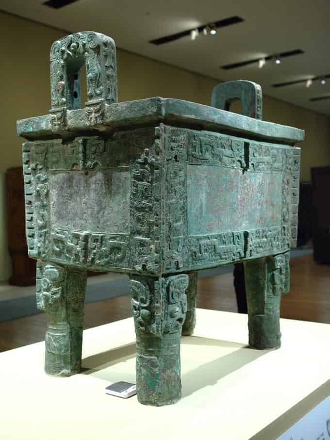 Travail du bronze sous la dynastie Shang
