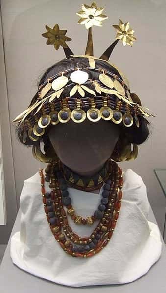 Comment étaient habillés les sumériens ?